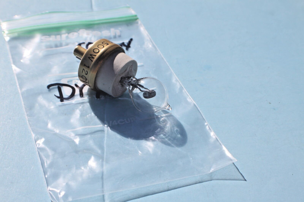 GENERAL ELECTRIC - PROJECTOR BULB - DYY/EGH - 500W - NICE