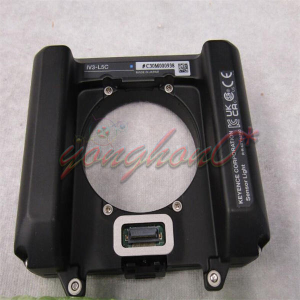 1PCS NEW KEYENCE IV3-L5C Light Source