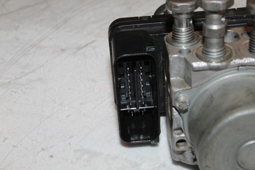 2023 Triumph Trident 660 ABS Pump Unit Module T2022849