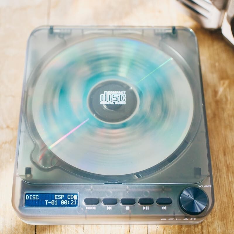 RELAX PIXEL TUNES Bluetooth CD Player Warm Gray