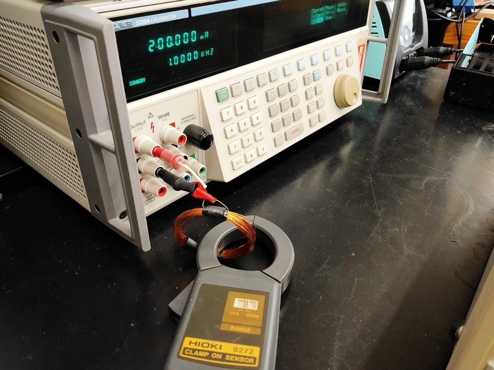 HIOKI 9272 200A Clump on Sensor