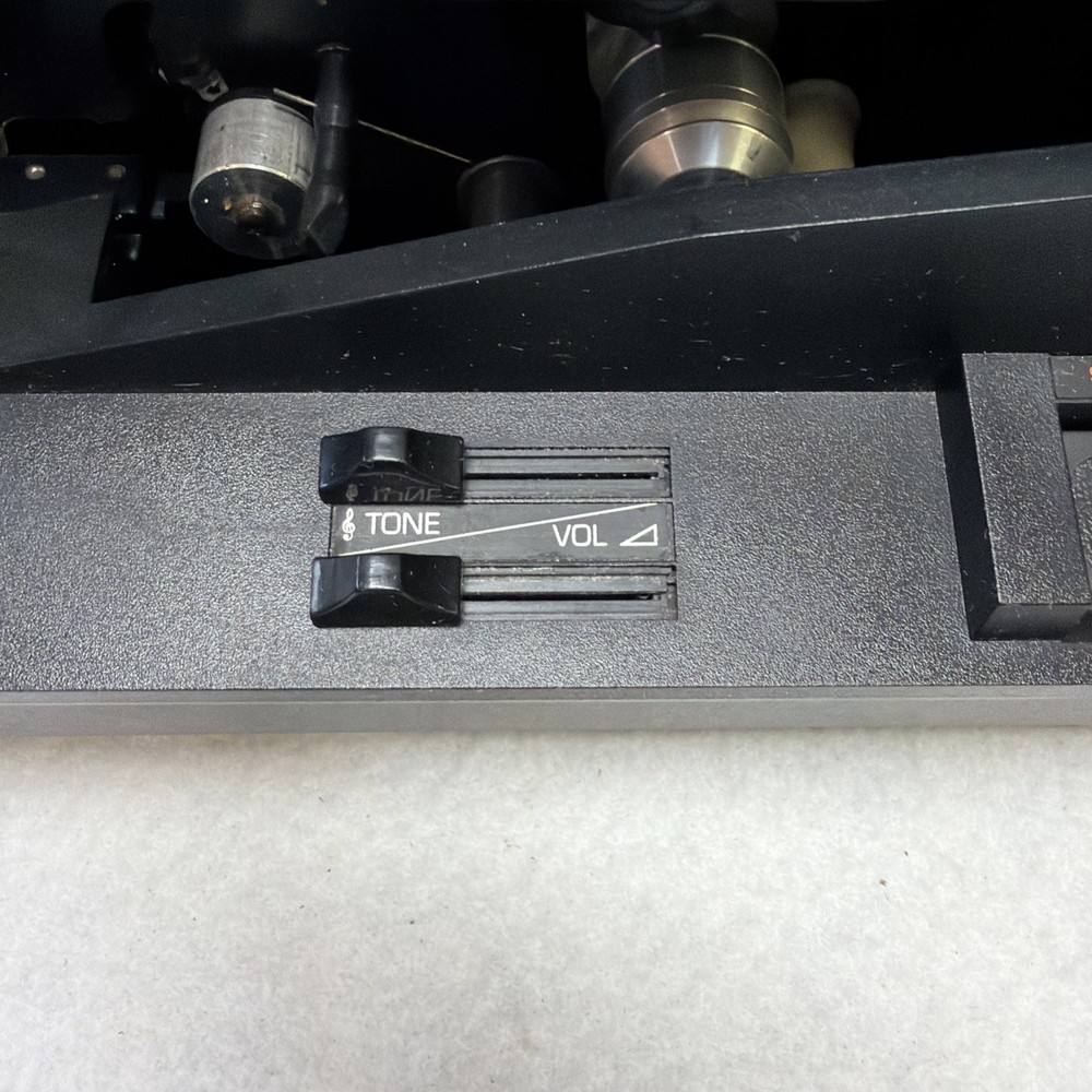 Vtg Singer Instaload/XL16MM Projector #2210-Working