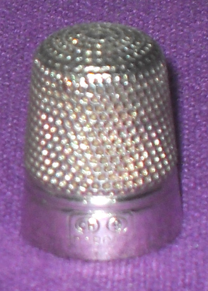ANTIQUE EDWARDIAN c1900 DORCAS 9 CHARLES HORNER SILVER CLAD THIMBLE