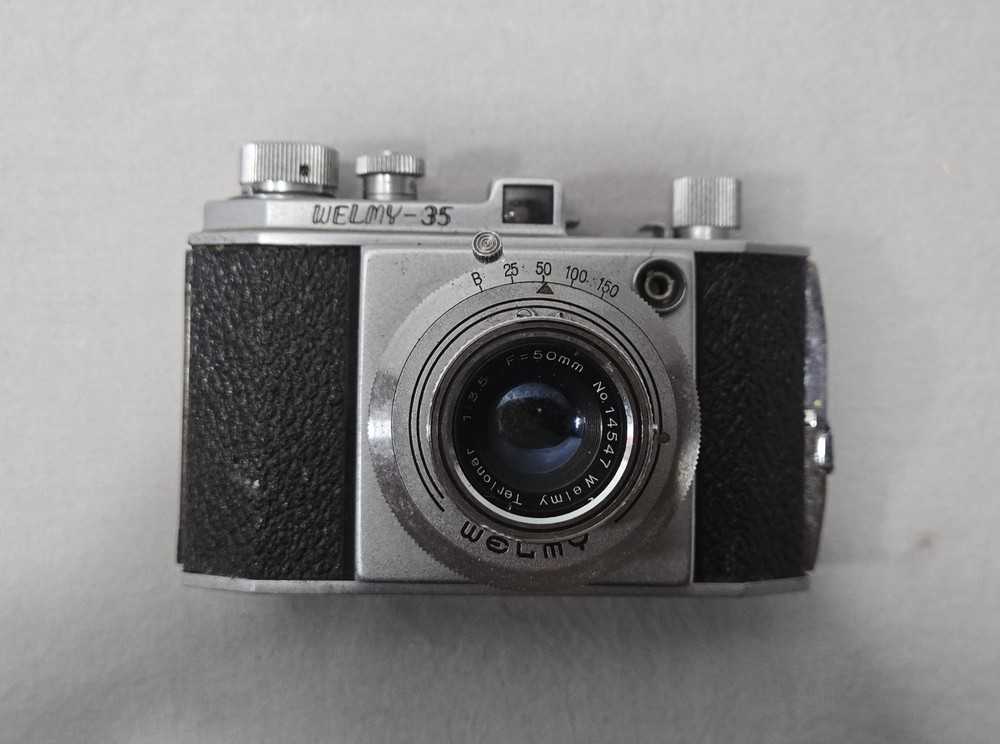 Welmy-35 mm  Film  Camera Untested