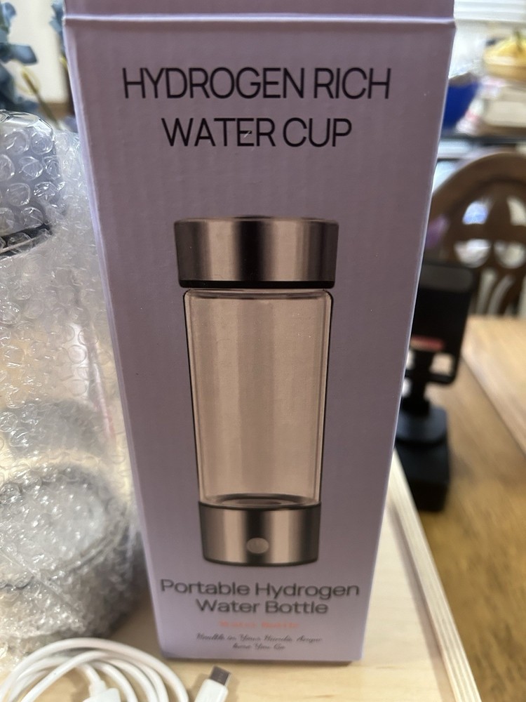 Portable Hydrogen Water Bottle Generator Rechargeable Open Box/New