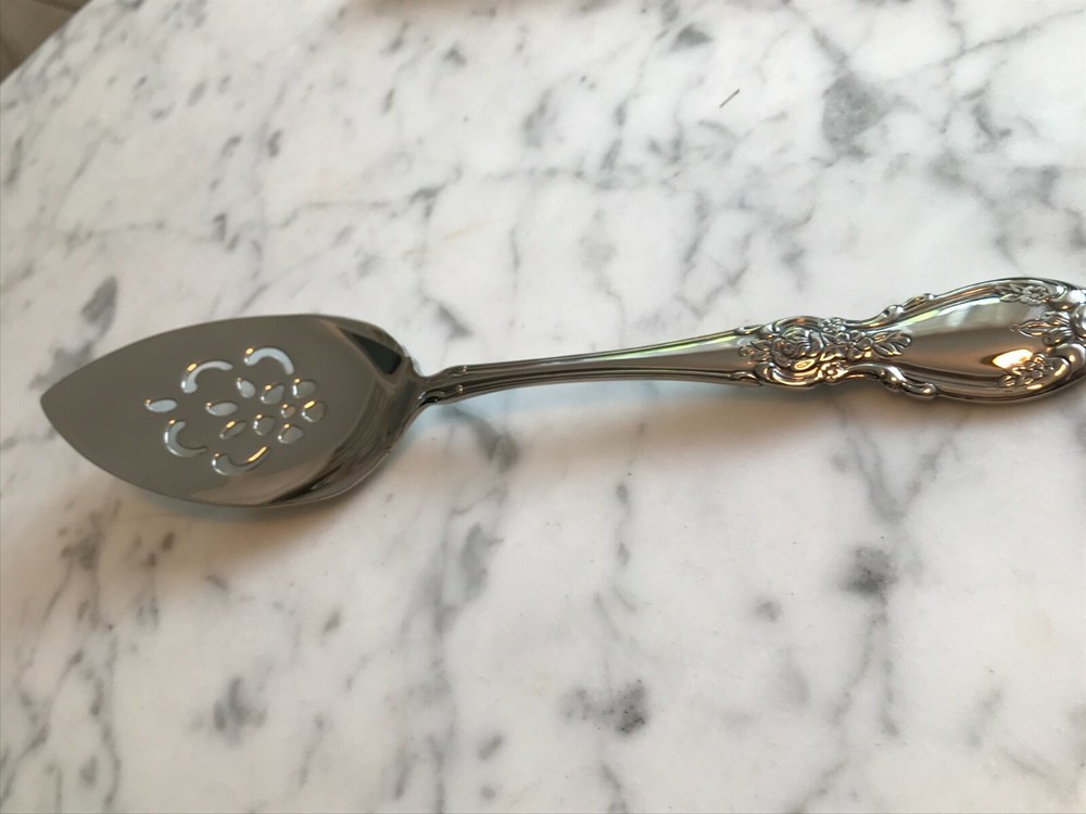 Plantation Flatware by Oneida Community Stainless - slotted server