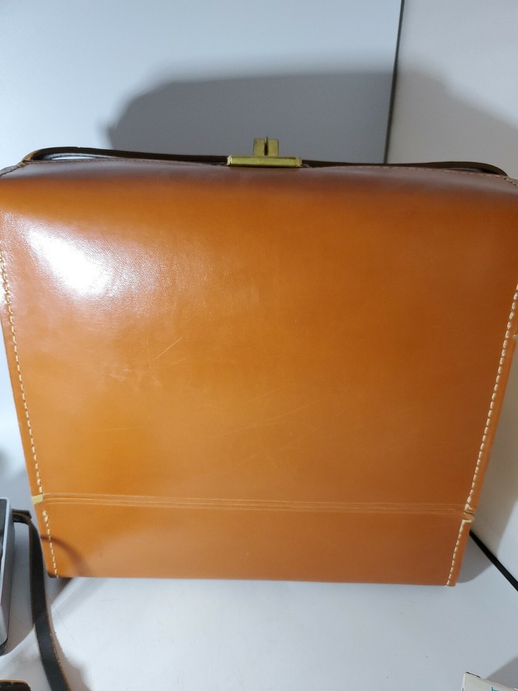 Vintage Land Camera Model 250-Flash-Leather Case