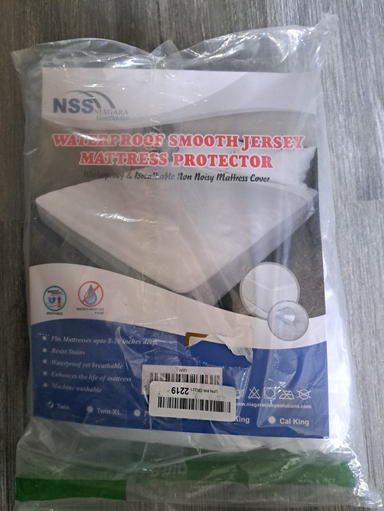 Mattress Protector -Twin bed -Niagara Sleep Solution Waterproof Smooth Jersey 🔥