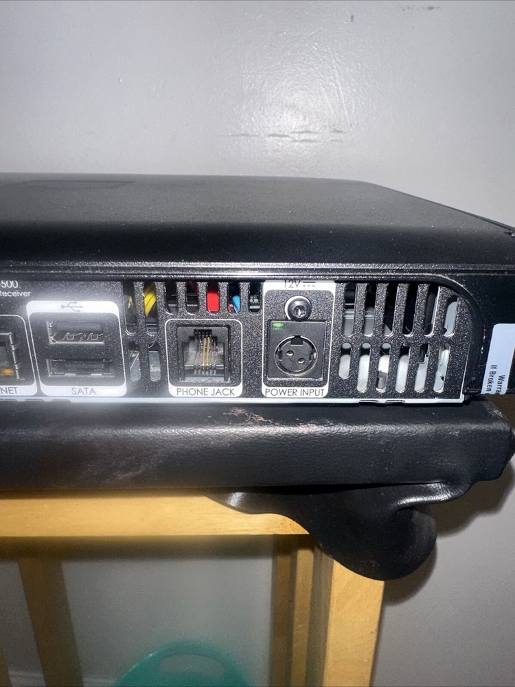 DIRECTV console HR44-500 with cords and remote control tested