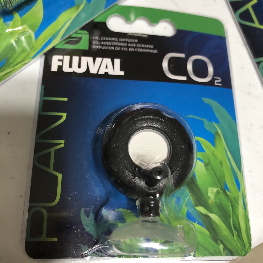 Fluval CO2 Ceramic Diffuser Disc for Planted Tanks +-2-- CO2 Bubble Counters