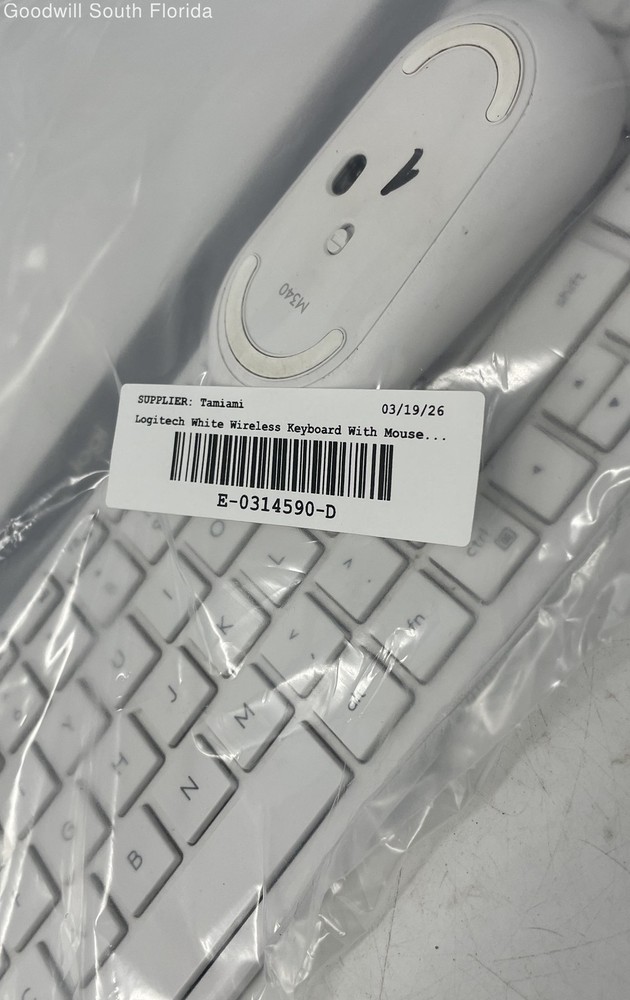 Logitech White Standard Wireless Keyboard With Mouse Not Tested