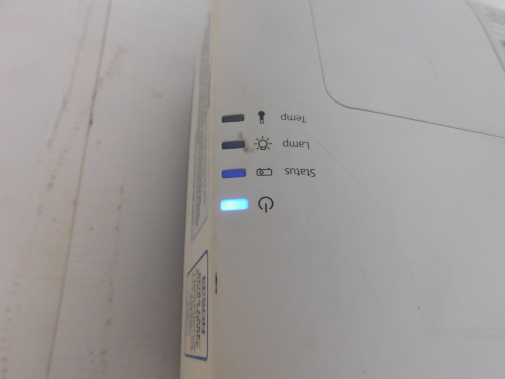 ^^ EPSON LCD PROJECTOR MODEL H620A (PLM112)