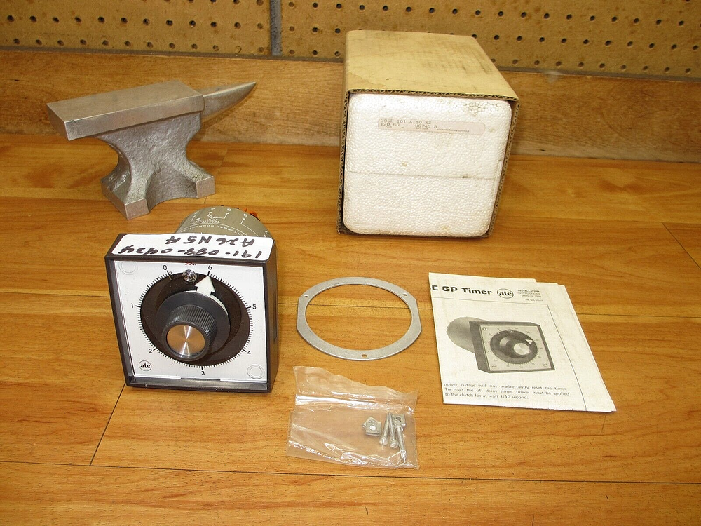 ATC 305E101A10XX *NEW* Timer 0-6sec Automatic Timing & Controls
