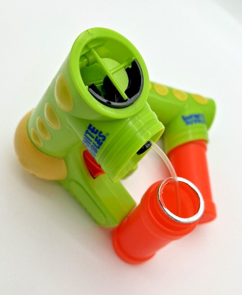 2x - INFINITE BUBBLES - Battery Powered Bubble Blower Guns - w/ batteries