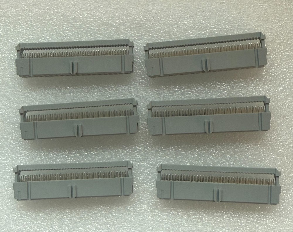 6ea AMP LATCH 40 PIN Connectors 111633-9