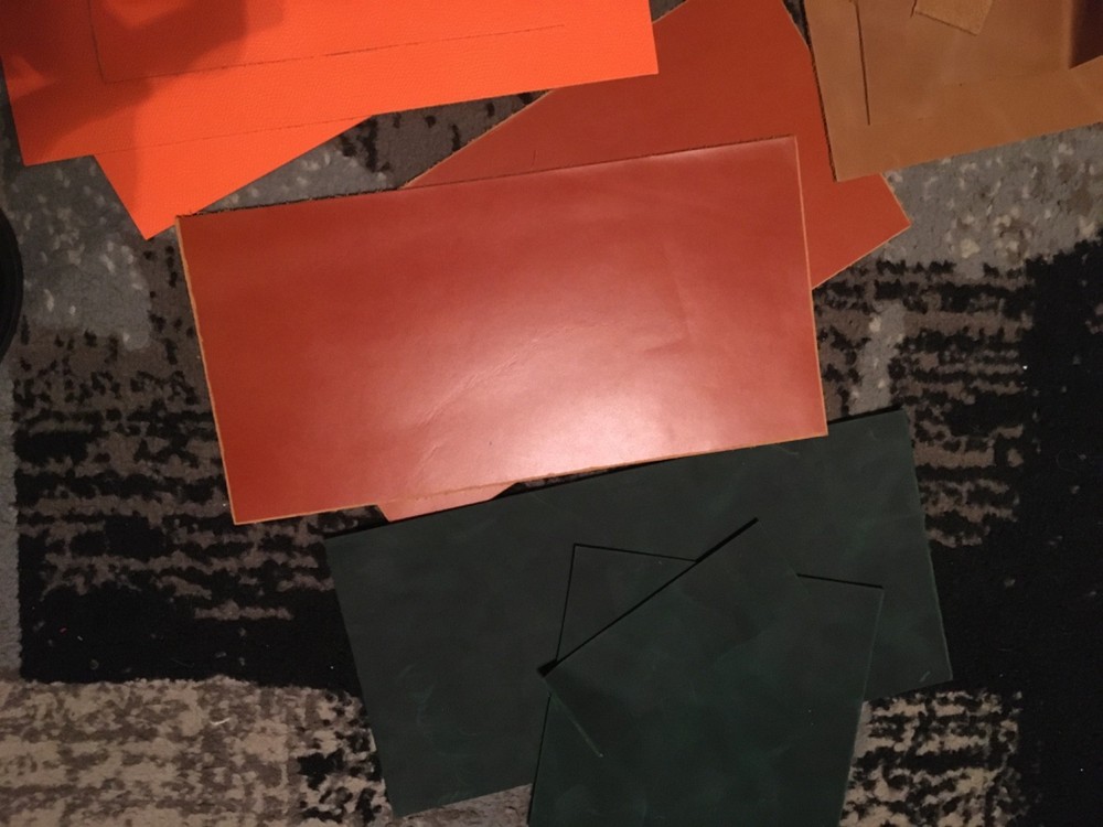 leather squares an scrapes for crafts