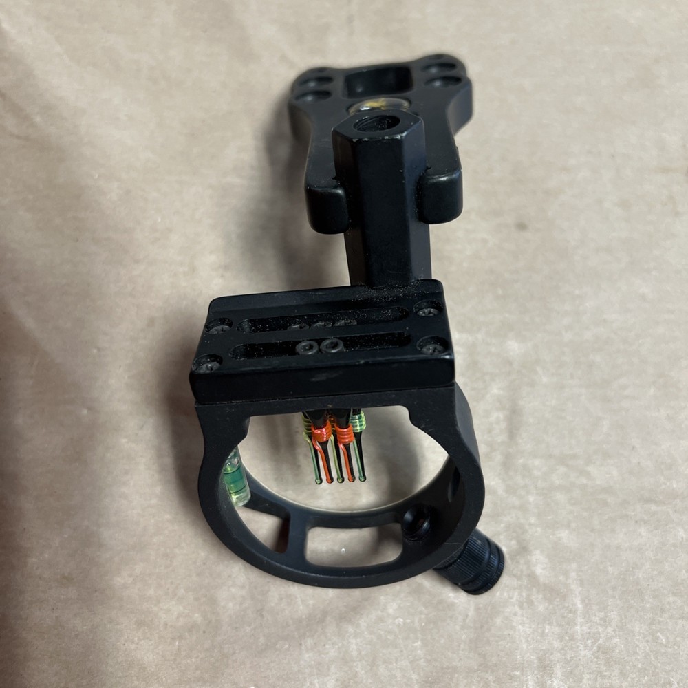 Barnett TS370 Crossbow Black with case