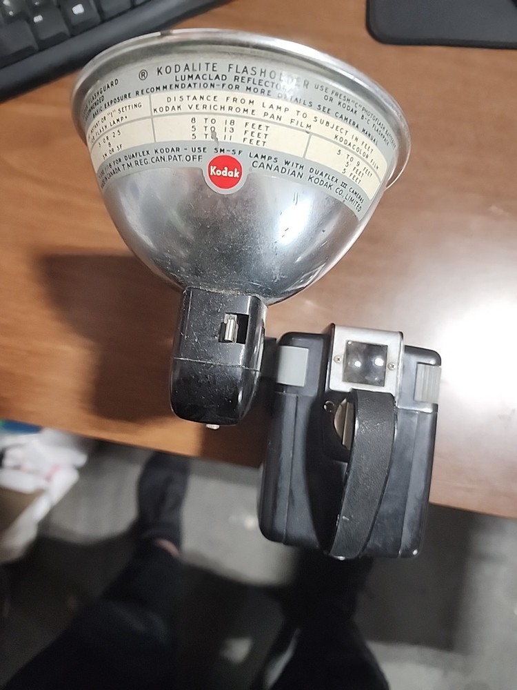 Brownie Hawkeye Flash Model Camera w/Kodak flash attachment