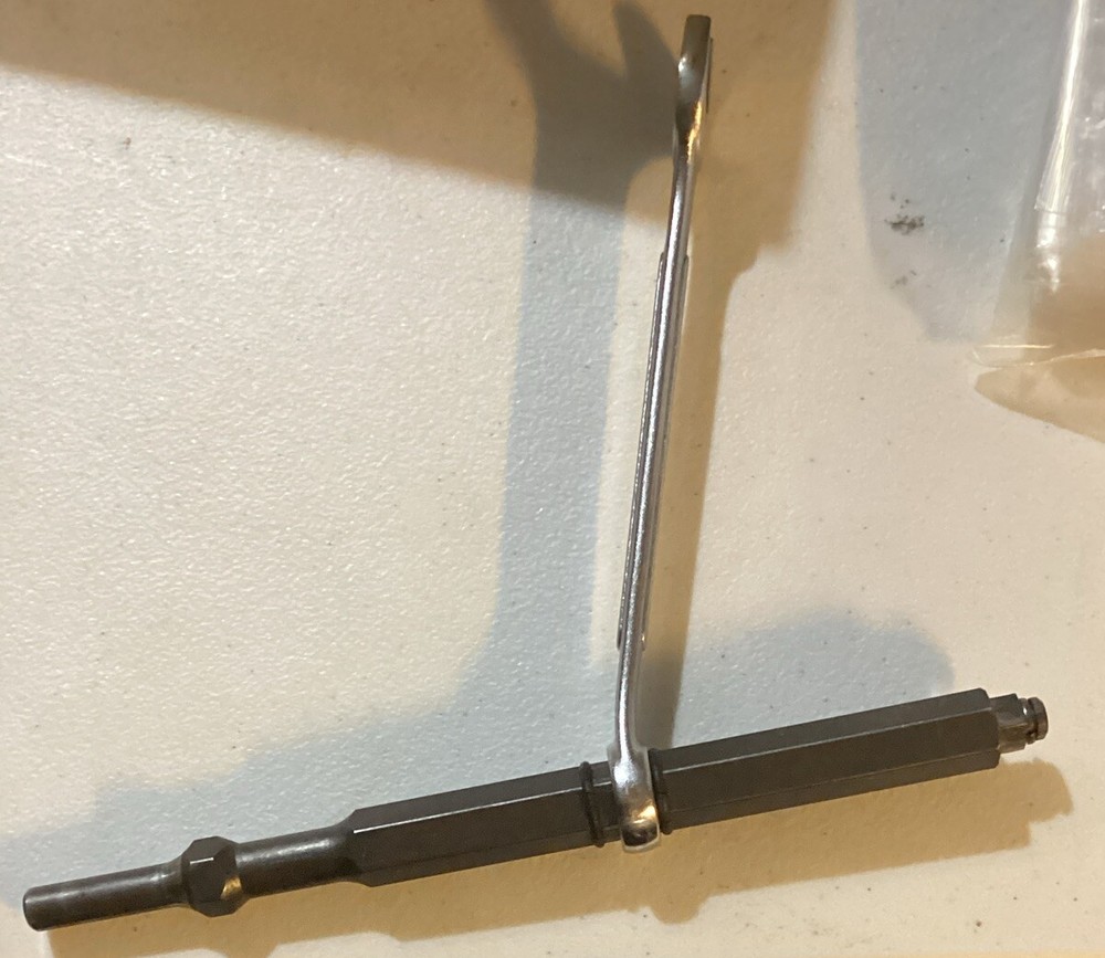 Impact Screw Removal Tool for Rivet Gun