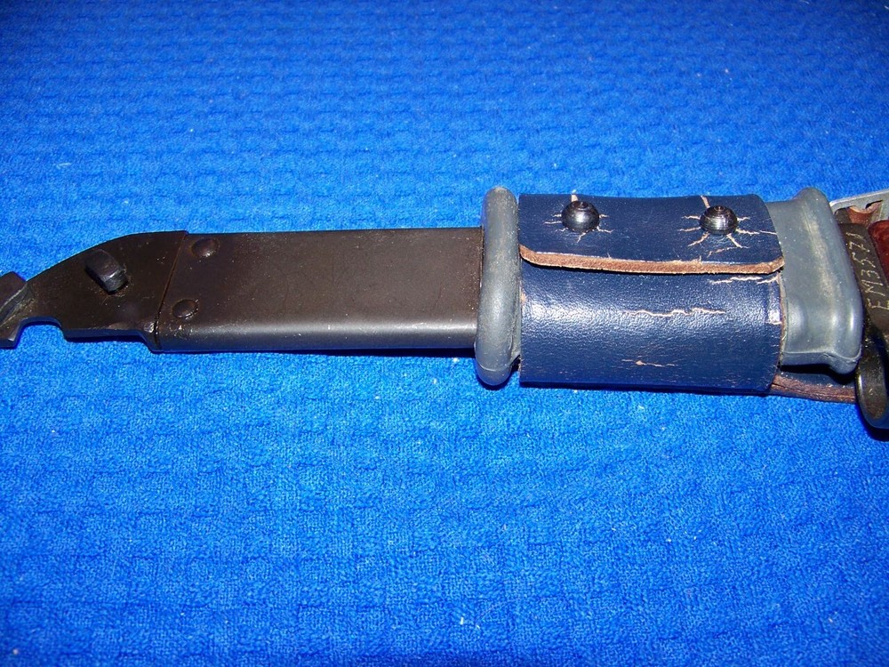 Romanian /BAKELITE KNIFE "BLUE LEATHER" ROMANIAN GUARD UNIT...RARE FIND!!