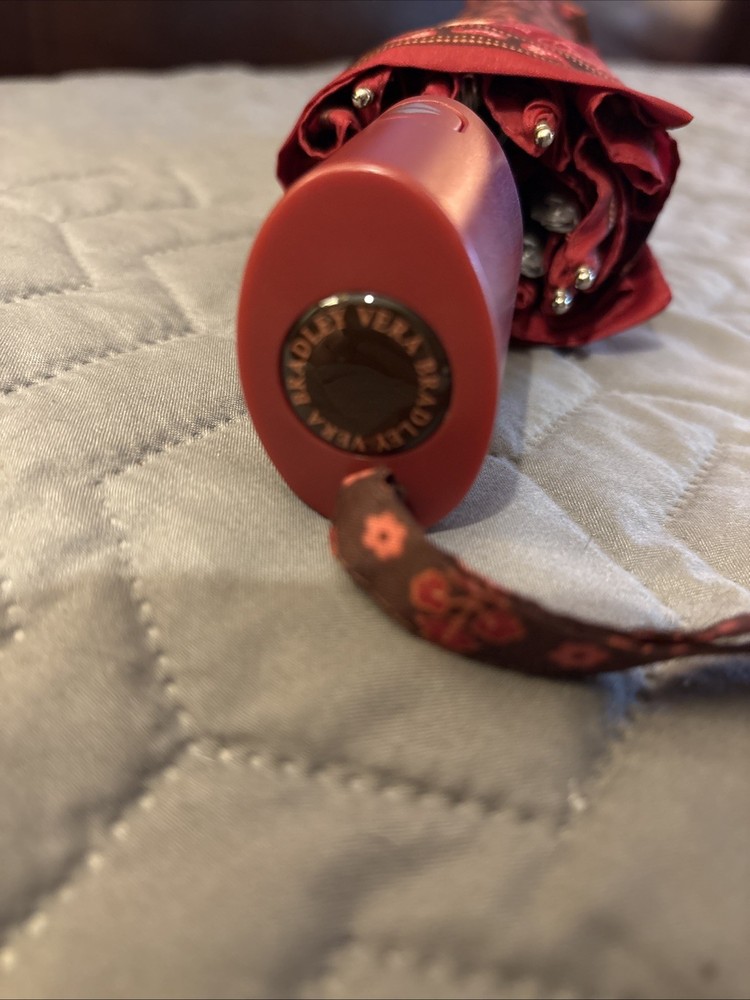 VERA BRADLEY MESA RED UMBRELLA WITH COVER RETIRED PATTERN