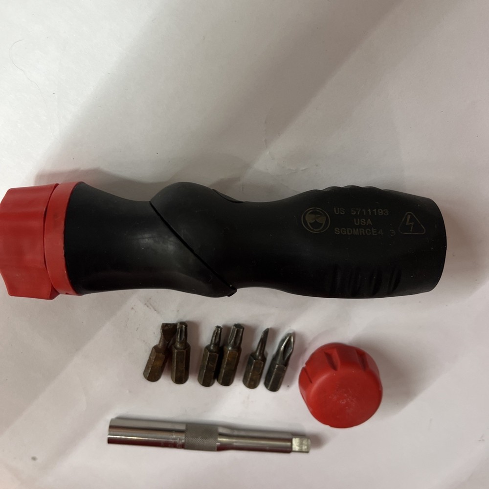 Snap-on Tools | SGDMRCE4 Soft Grip Ratcheting 5-Position Screwdriver Red 6 Bits