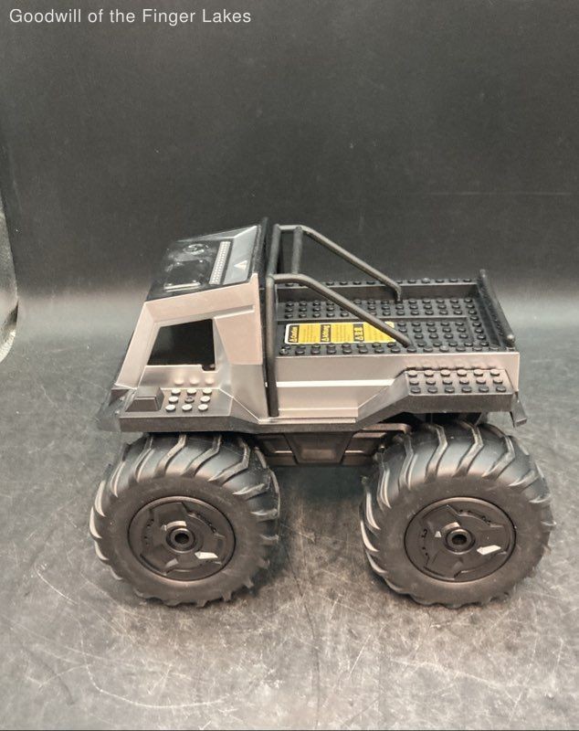 amphibious RC car UNTESTED