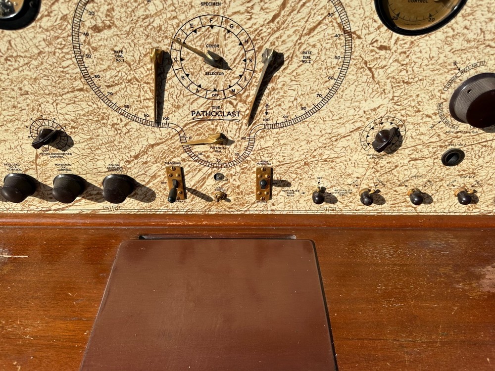 Rare Elaborate 1940s Pathoclast Quack Machine