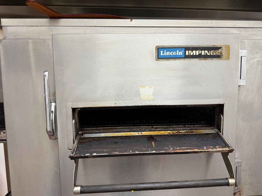 lincoln impinger pizza oven used