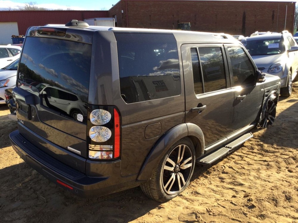 LR4 2016 Glove Box 4915510