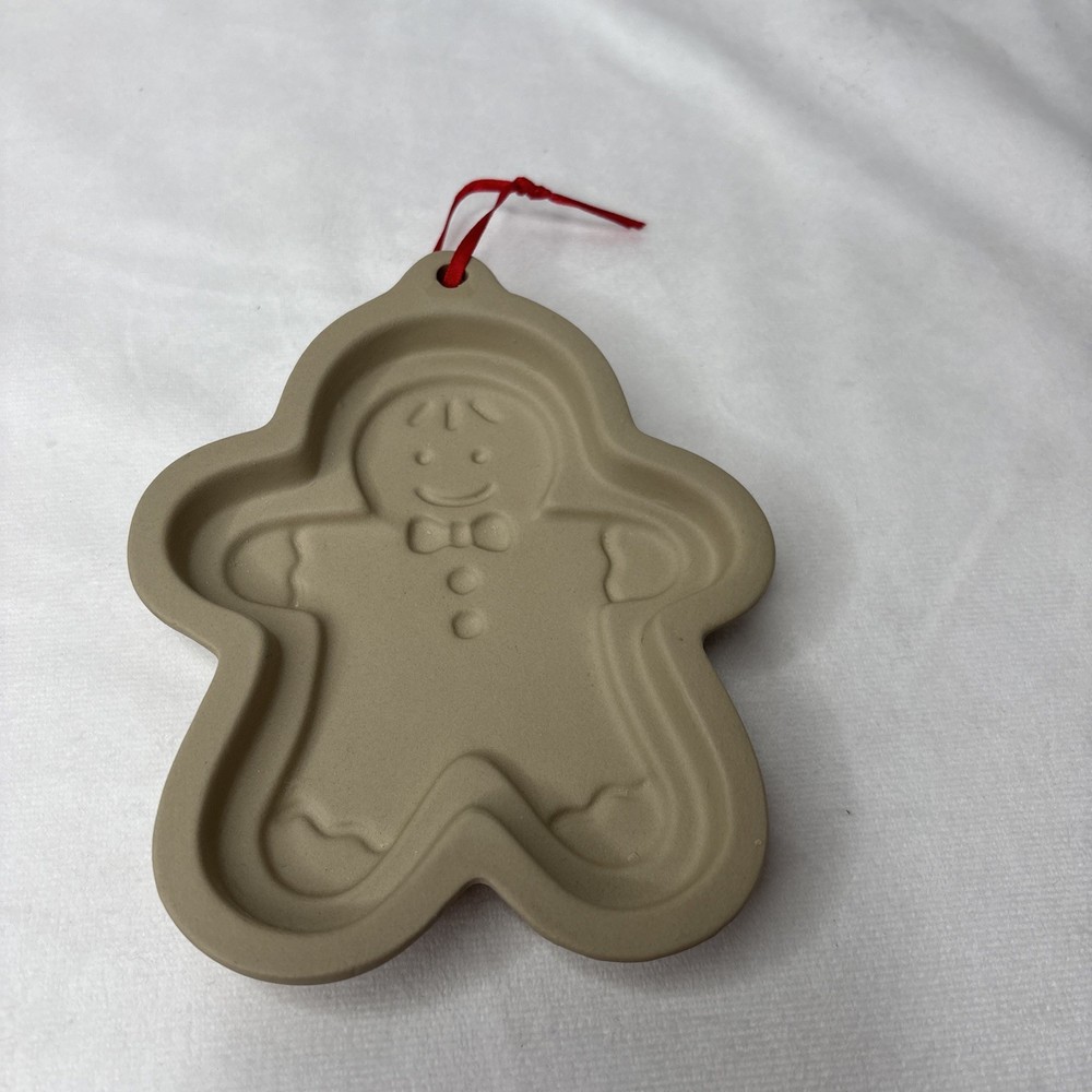 STONEWARE COOKIE MOLD - GINGERBREAD MAN