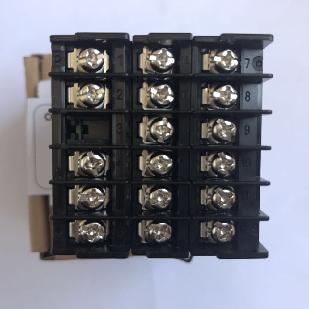 1PC New OMRON E5CC-RX2ASM-801 Temperature Controller E5CC-RX2ASM-801 In Box