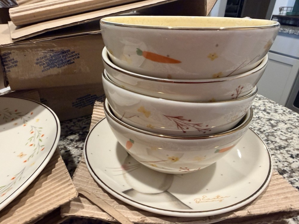 Corona Blossom Bunny 12 Pc Dinnerware Set