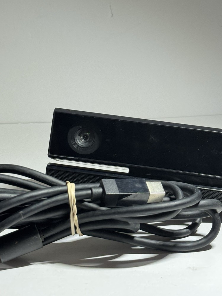Microsoft Xbox One Kinect Wired Motion Sensor Model 1520