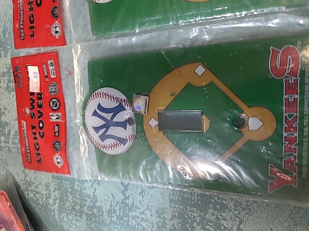 FOUR New York Yankees Light Switch