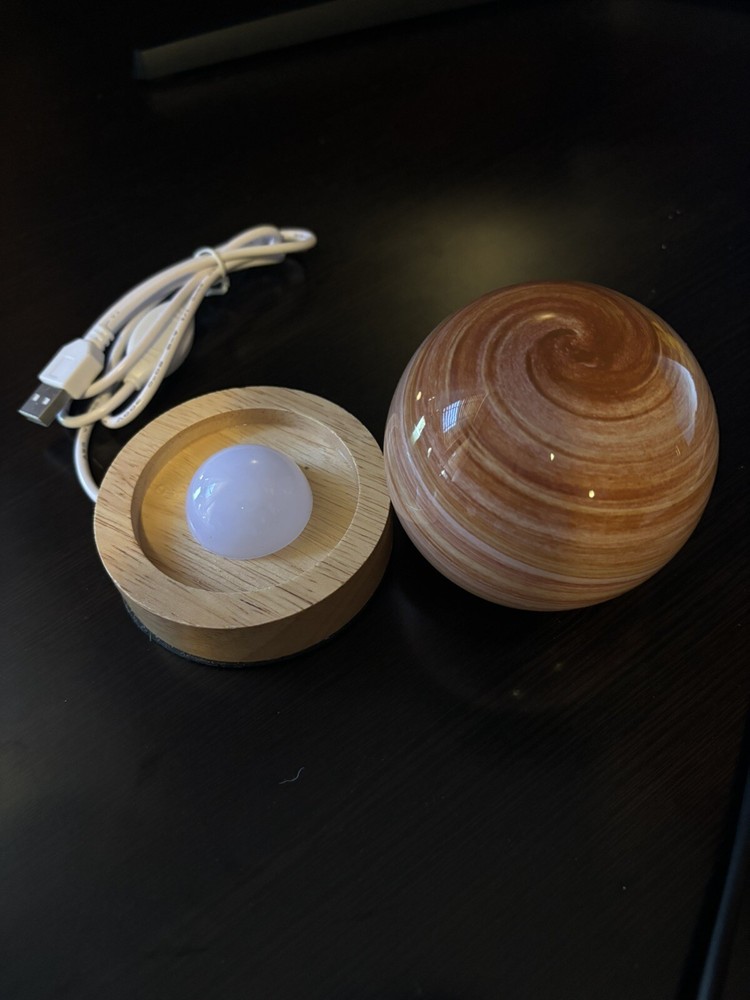 Bedside Planet Design Glass Nightlight USB NEW!