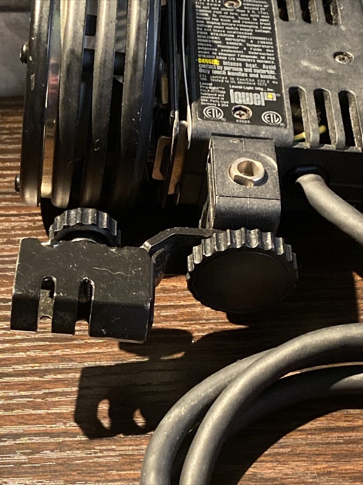 Lowel Pro-Light Focusing Flood Light Not Tested