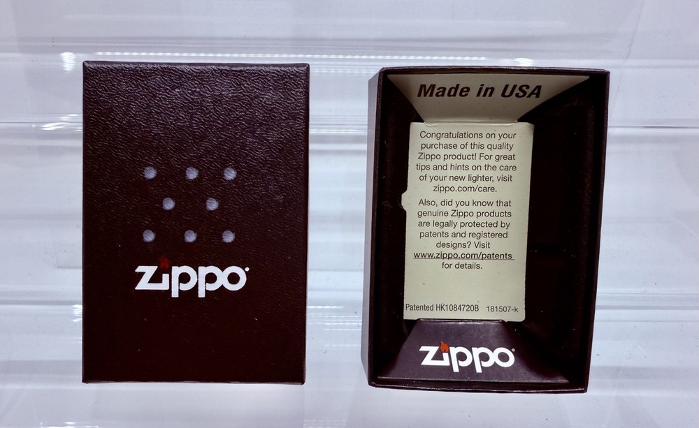 Genuine ZIPPO Lighter HOWLING WOLF COMPASS WILDERNESS BNIB