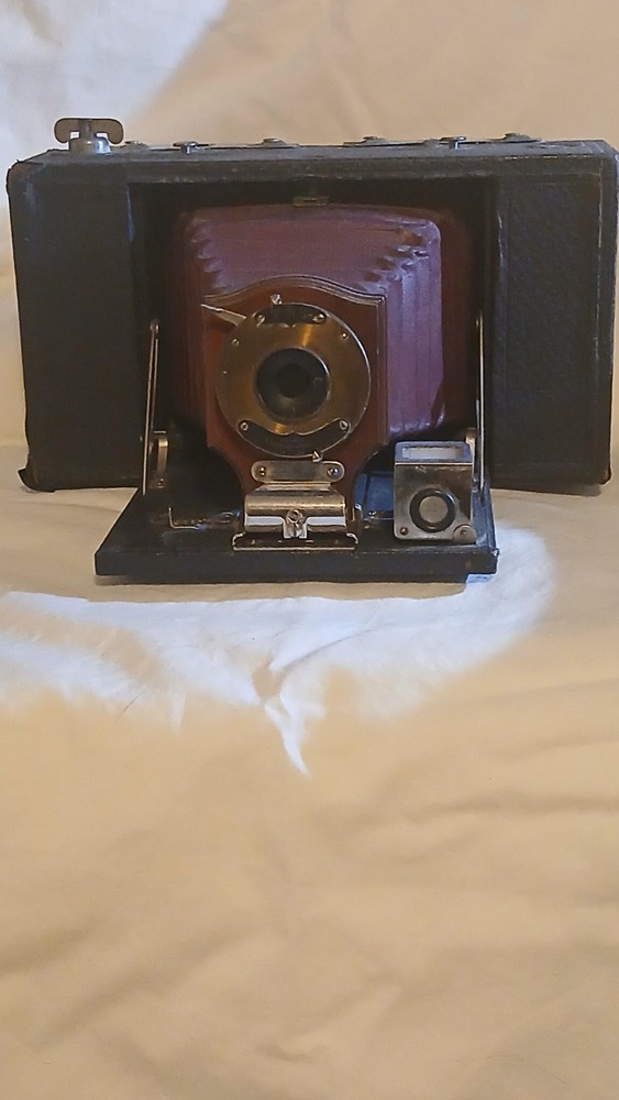 Vintage Kodak Brownie Camera box