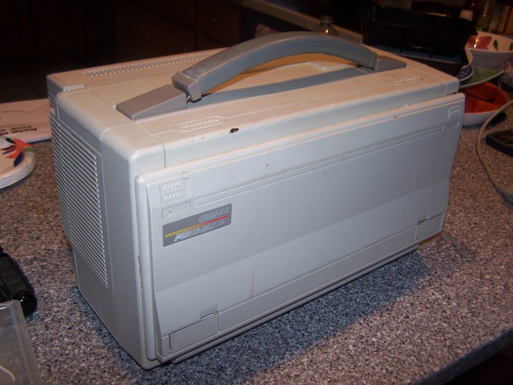 Compaq Portable III With Red Plasma Display *Likely needs New HDD*