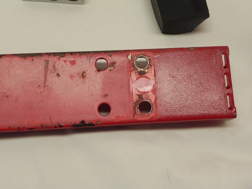 Snap-on Vintage KR-402A Tool Box Handle Roll Cab Handle Red Original End Caps