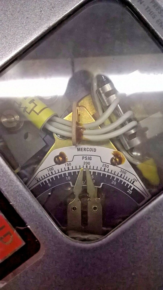 Mercoid DAW-23-153-9AS Pressure Switch, Range: 40-350 PSIG