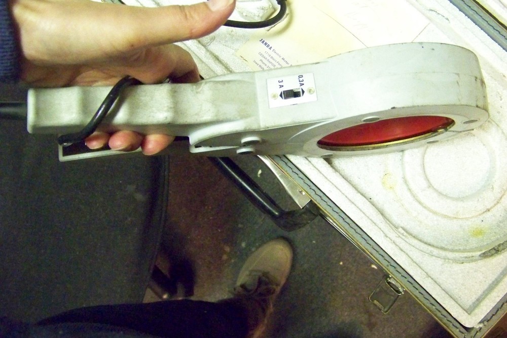 aemc clip on ac current leak detector