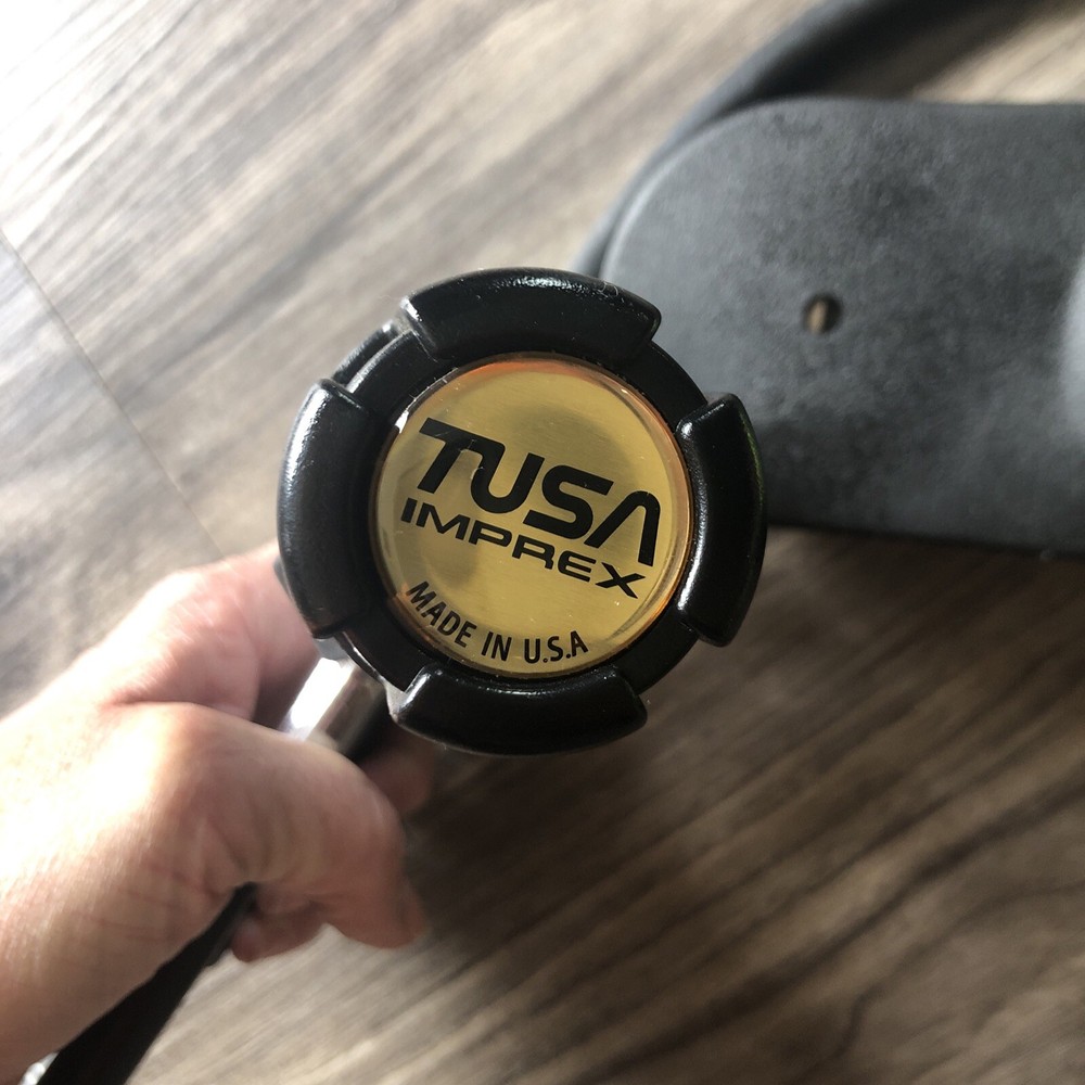 Tusa Dive Vest and Regulator Set