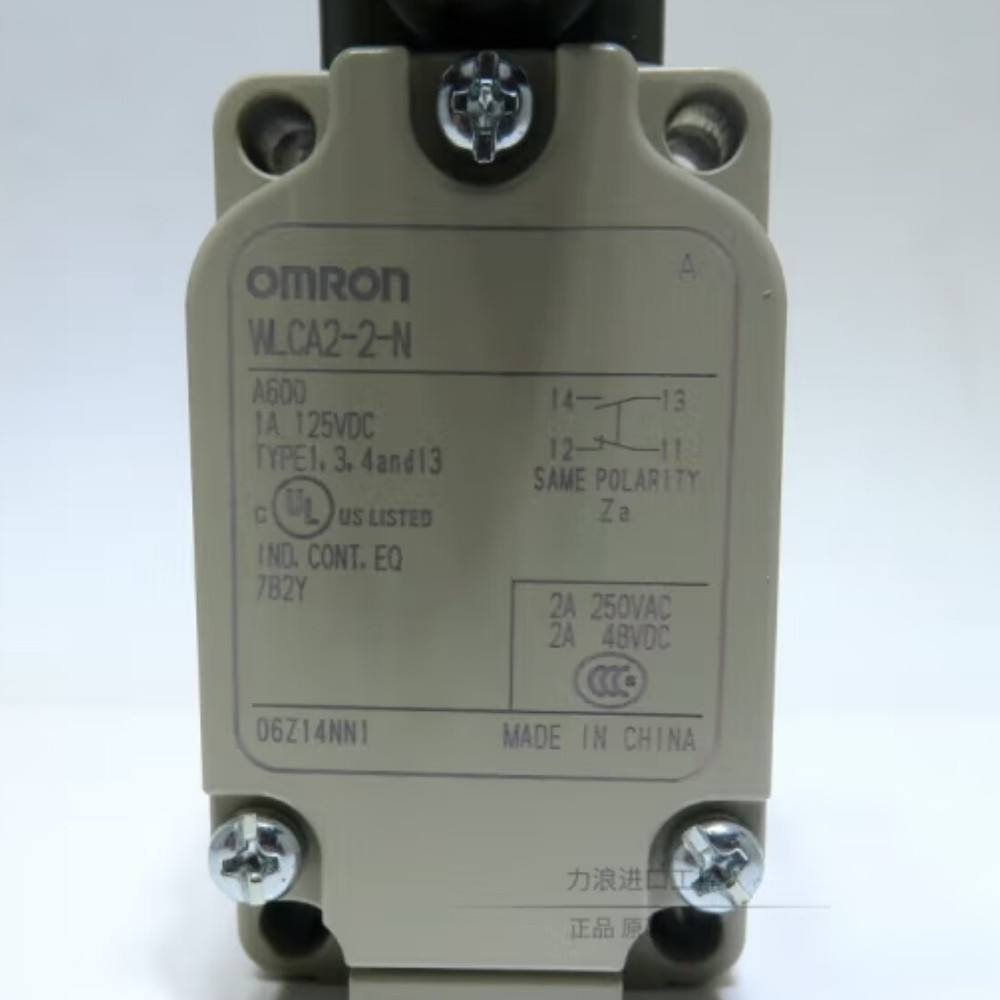 1pcs OMRON Limit Switch Travel Switch WLCA2-2-N
