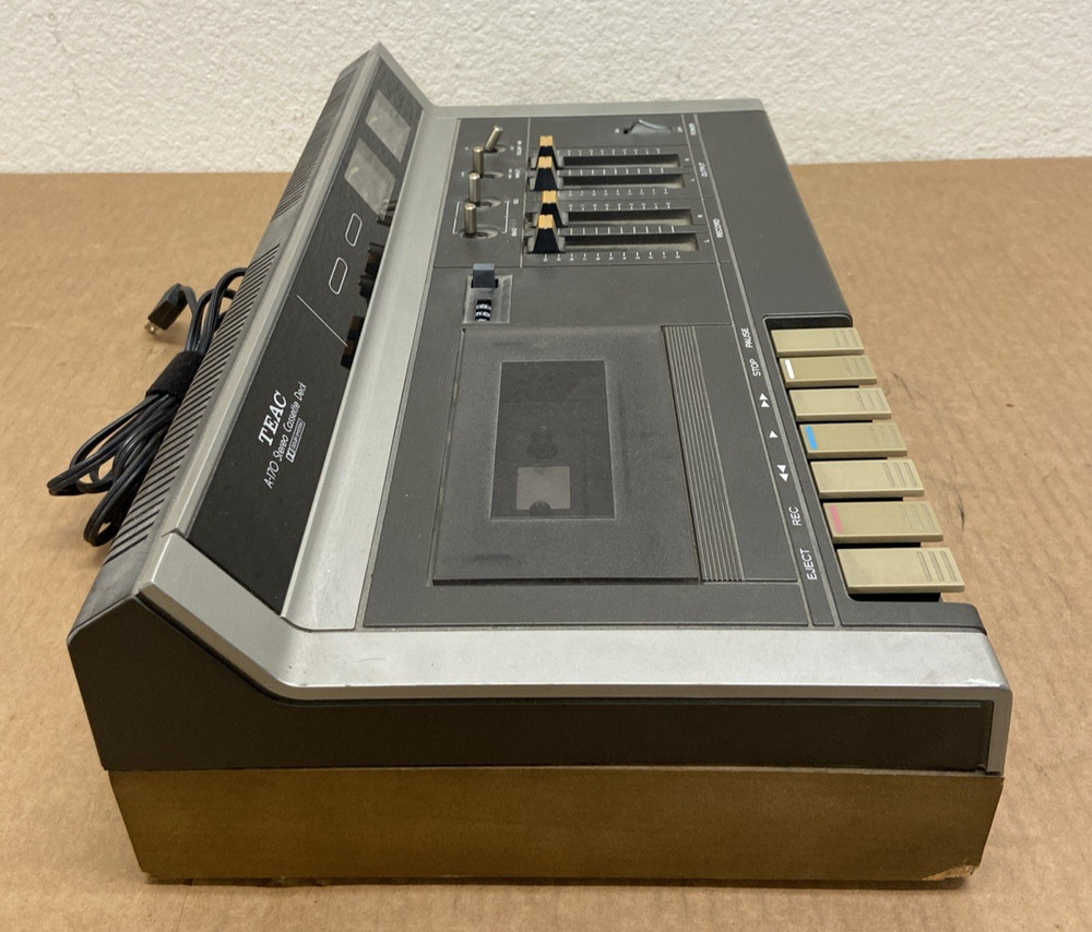 Teac A-170 Stereo Cassette Deck