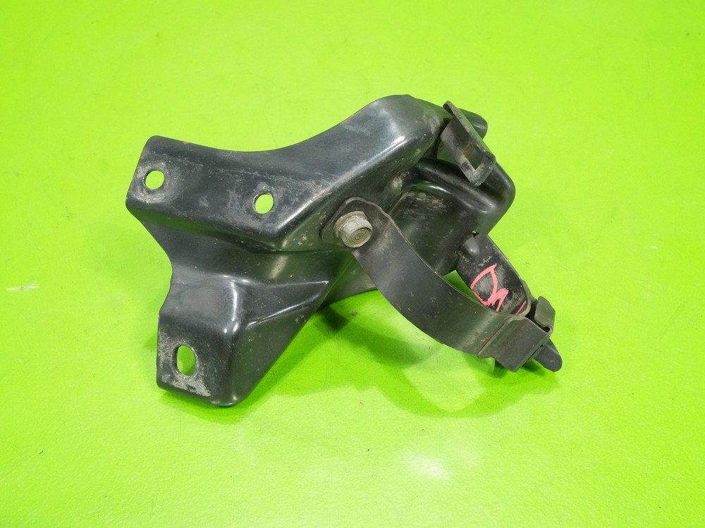 94-01 Integra OEM firewall fuel filter mount bracket holder