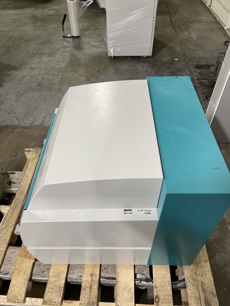 Oxford Instruments / Roentgenanalytik MAXXI 5 Coating Thickness Analyzer XMaster