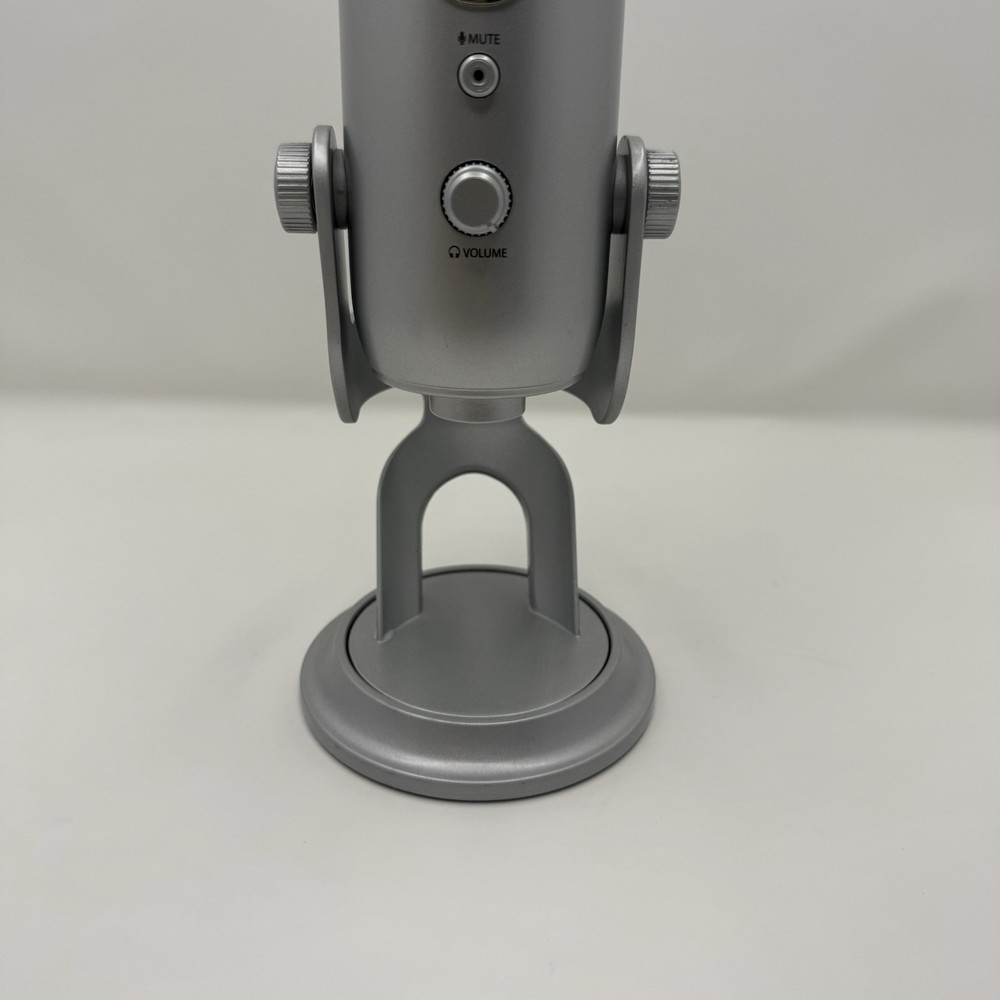 Blue Yeti Microphone Silver USB Professional High Definition Tested