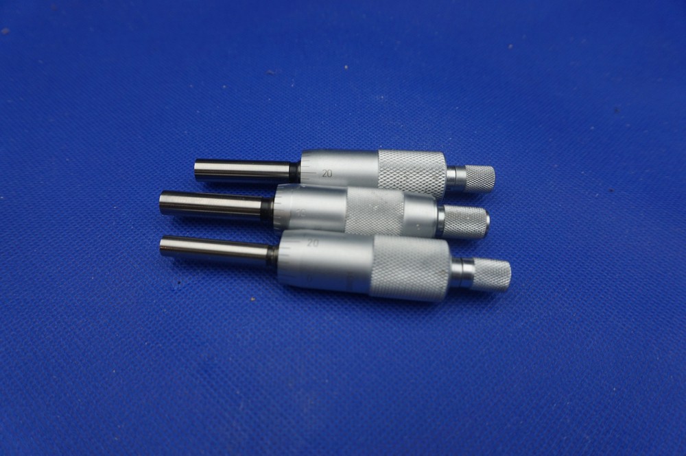 3 Micrometer Heads